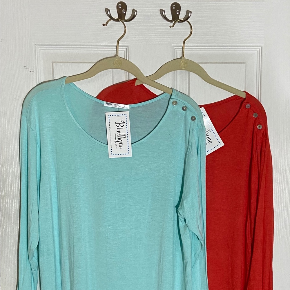 TWO Femme by Tresics BlueTique Shirts (Size L)
